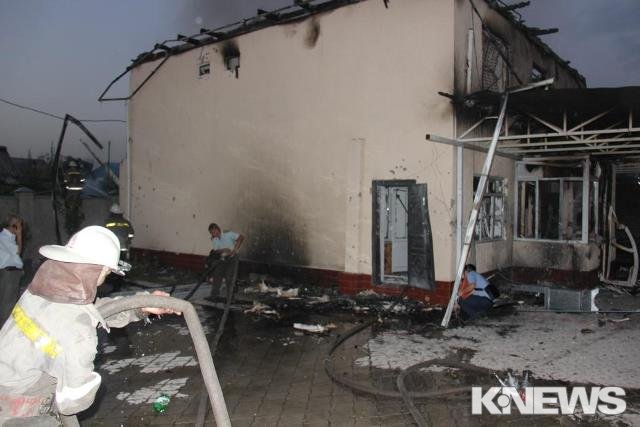 В МЧС утверждают, что строительство домов для жителей, пострадавших при перестрелке в Бишкеке, продолжается