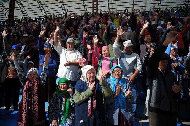 Иссыккульцы поддерживают инициативу партии «Республика-Ата Журт» о выделении льготных кредитов и ипотечных кредитов