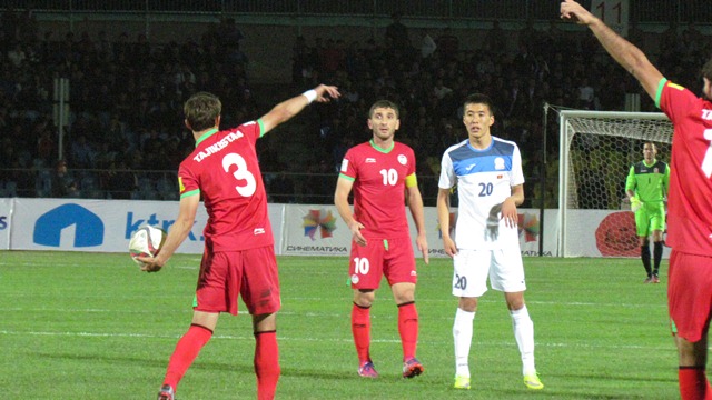 Начался второй тайм матча Кыргызстан-Таджикистан. 