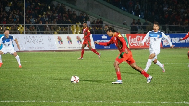 Со счетом 1:0 Кыргызстан продолжает лидировать во втором тайме