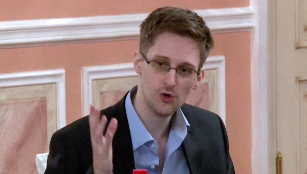 Сноуден раскритиковал британские законы о сборе информации