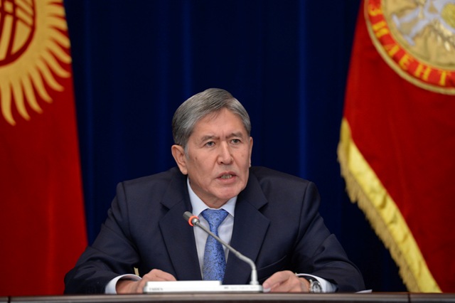 Алмазбек Атамбаев определил высший командный состав ВС КР
