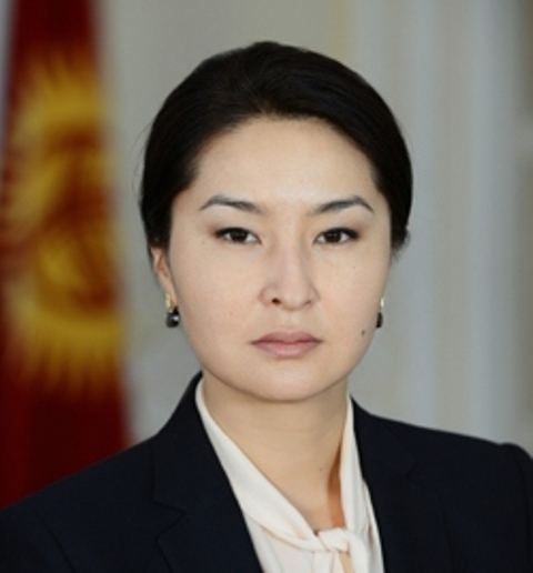 Президент Кыргызстана выдвигает на пост генпрокурора Индиру Джолдубаеву