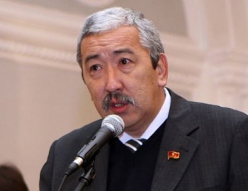 Исхак Масалиев считает, что парламент должен стать образцом стабильности