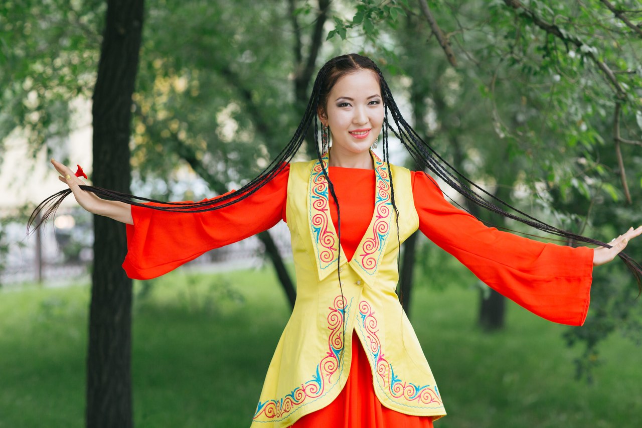 Картинки по запросу мода кыргызстан войлок
