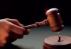 Чиновницу из Кентукки вызвали в суд за отказ регистрировать однополые браки