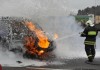 В Кара-Балте сгорел автомобиль, есть пострадавшие