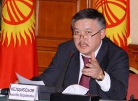 Ахматбек Келдибеков: «Если не умеет работать, зачем такой министр?»