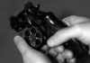 В Жайылском районе мужчина погиб, играя в русскую рулетку
