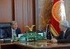 Алмазбек Атамбаев похвалил за хорошую работу экс-мэра Бишкека Кубанычбека Кулматова