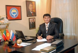 ЦИК отложил рассмотрение вопроса о гражданстве депутата Жыргалбека Саматова