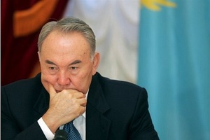 Нурсултан Назарбаев на 20 дней ввел чрезвычайное положение в городе Жанаозене