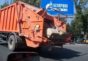 С начала года за вывоз мусора бишкекчане заплатили 80 миллионов сомов