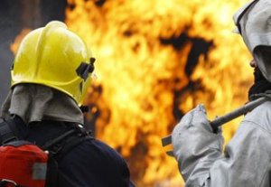 Названа предварительная причина пожара на нефтебазе в Каинды