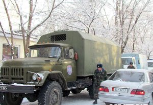 В Бишкеке в СИЗО № 1 происходит бунт заключенных, прибыл спецназ