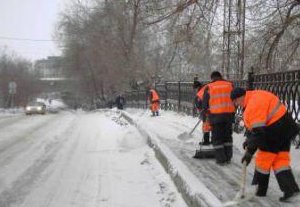 Вячеслав Красиенко: «В расчистке дорог от снега задействовано 589 дворников»