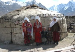 Правительство создало комиссию для поддержки памирских кыргызов в Афганистане