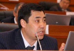 Садыр Жапаров предложил привлечь к уголовной ответственности руководство ОАО «Электрические станции» и ТЭЦ Бишкека