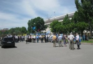 В столице начинается митинг противников деятельности ГКНБ