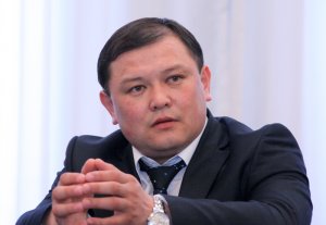 Дастан Джумабеков: «Мы должны предоставить условия для работы парламентских журналистов»