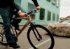 Кыргызстанец отобрал велосипед у девушки-полицейского в Санкт-Петербурге