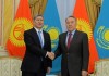 Нурсултан Назарбаев заверил Алмазбека Атамбаева в том, что всегда готов поддержать Кыргызстан