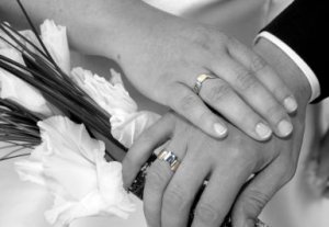 Сотрудников ЗАГС будут увольнять за неграмотное оформление свидетельств о регистрации брака