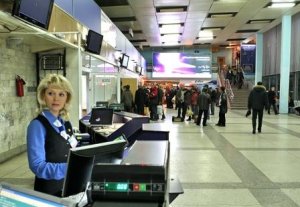 За первое полугодие 2011 года количество авиарейсов аэропорта «Манас» приблизилось к 10 тысячам