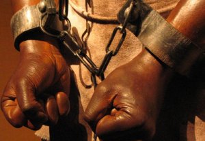 Депутаты ужесточили меру наказания за торговлю людьми