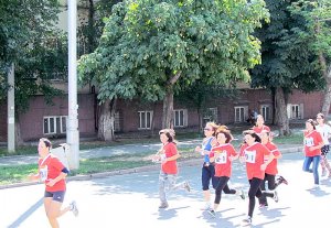 Жители Бишкека приняли участие в забеге «Экиден»