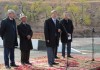В селе Эмгек-Тал Атамбаеву пришлось разговаривать с народом напрямую из-за поломки микрофона
