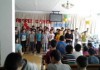 Ошское региональное отделение партии «Замандаш-Современник» порадовало подарками воспитанников домов-интернатов