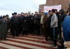 Полпред Ошской области вышел на разговор с митингующими