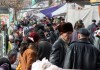 На Ошском рынке опять пытаются сократить стихийную торговлю