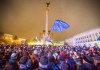 Этой ночью на главной площади Украины было людно. Активисты, оппозиционеры, спецназ