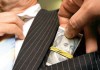 Чиновников в Таласской области поймали на незаконных надбавках к зарплате