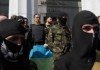 «Правый сектор» в Украине блокировали и предложили сдать оружие
