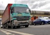 На трассе Бишкек-Торугарт водители грузовиков устроили акцию протеста