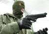 В Бишкеке трое злоумышленников, угрожая пистолетом, отобрали у парня iPhone