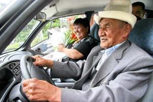 В Бишкеке празднуют День транспортника