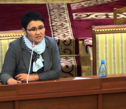 Гражданская активистка об арестованном имуществе Атамбаева: Почему бы прокуратуре не проехать в ГРС