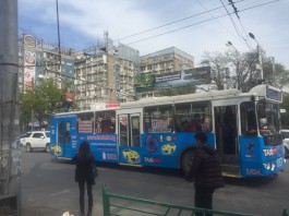 Водитель троллейбуса стал виновником большого затора в центре столицы
