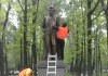 В Бишкеке помыли памятники