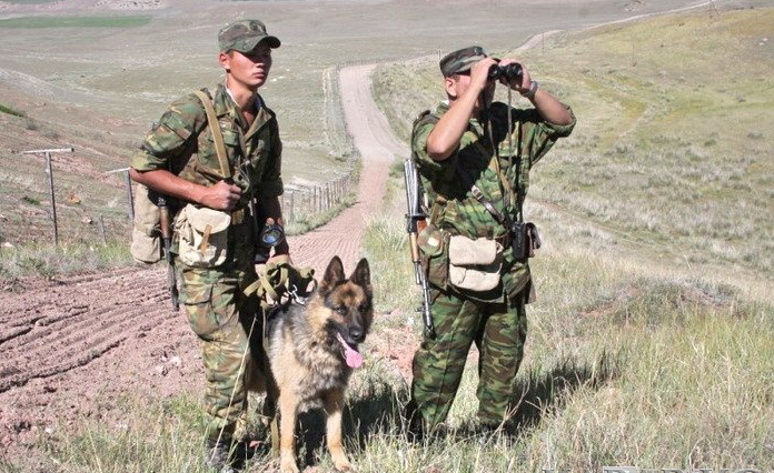 Погранпредставители Кыргызстана и Таджикистана сделали совместное заявление по стрельбе на границе