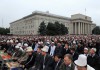 Атамбаев поздравил кыргызстанцев с наступлением Священного месяца Рамазан