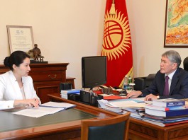 Атамбаев поручил генпрокурору расследовать причастность членов временного правительства к бегству Кадыржана Батырова