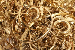 Доля поддельных золотых украшений на ювелирном рынке Казахстана достигла 90%