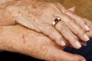 На начало 2025 года в Кыргызстане насчитывалось 702 тысячи человек старше трудоспособного возраста, что составляет 10% от общей численности населения