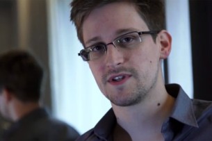 Сноуден призвал Трампа помиловать Ассанжа