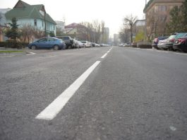 В Бишкеке открыли отремонтированный отрезок улицы Орозбекова